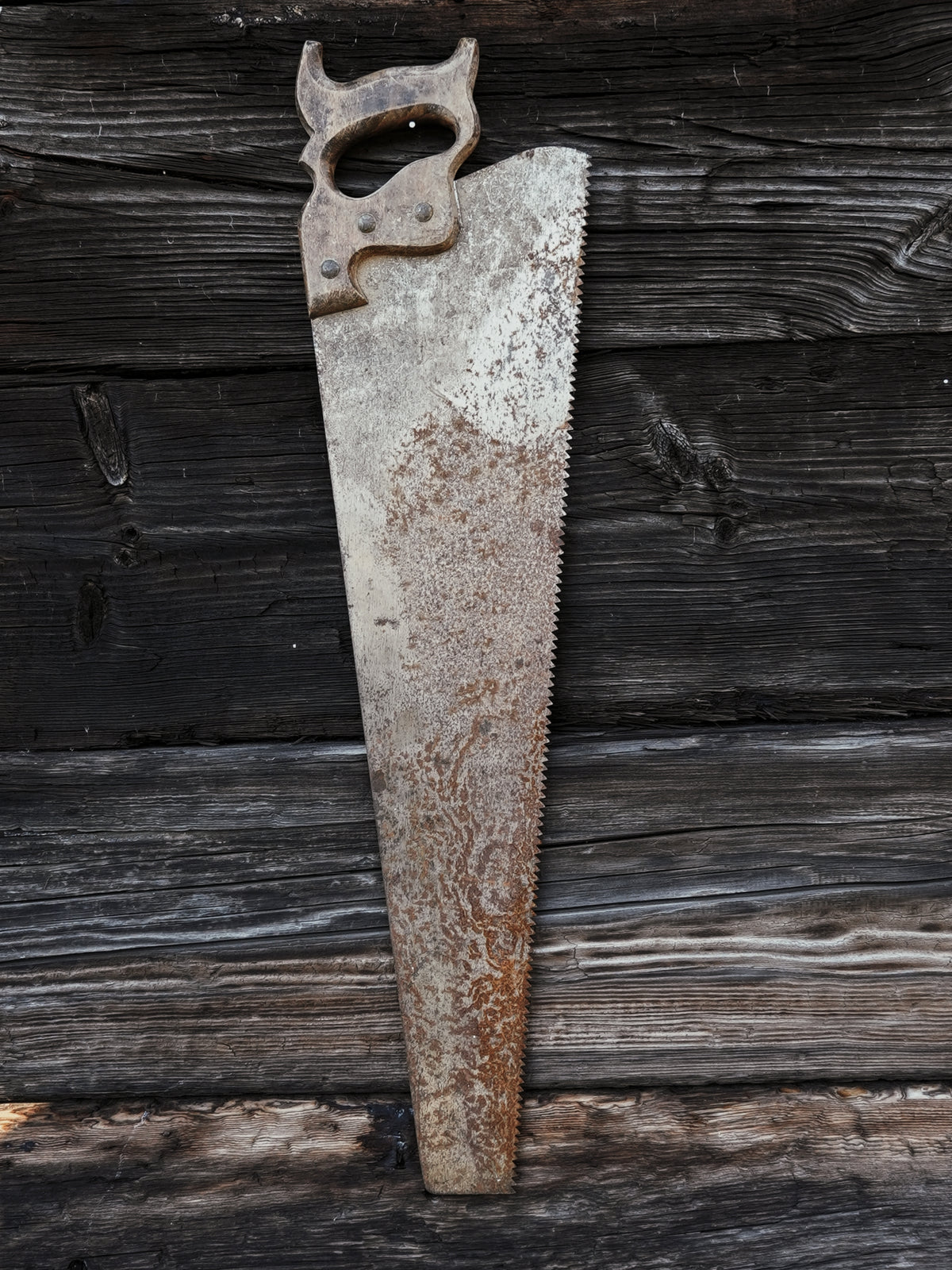 LARGE VINTAGE DECORATIVE SAW