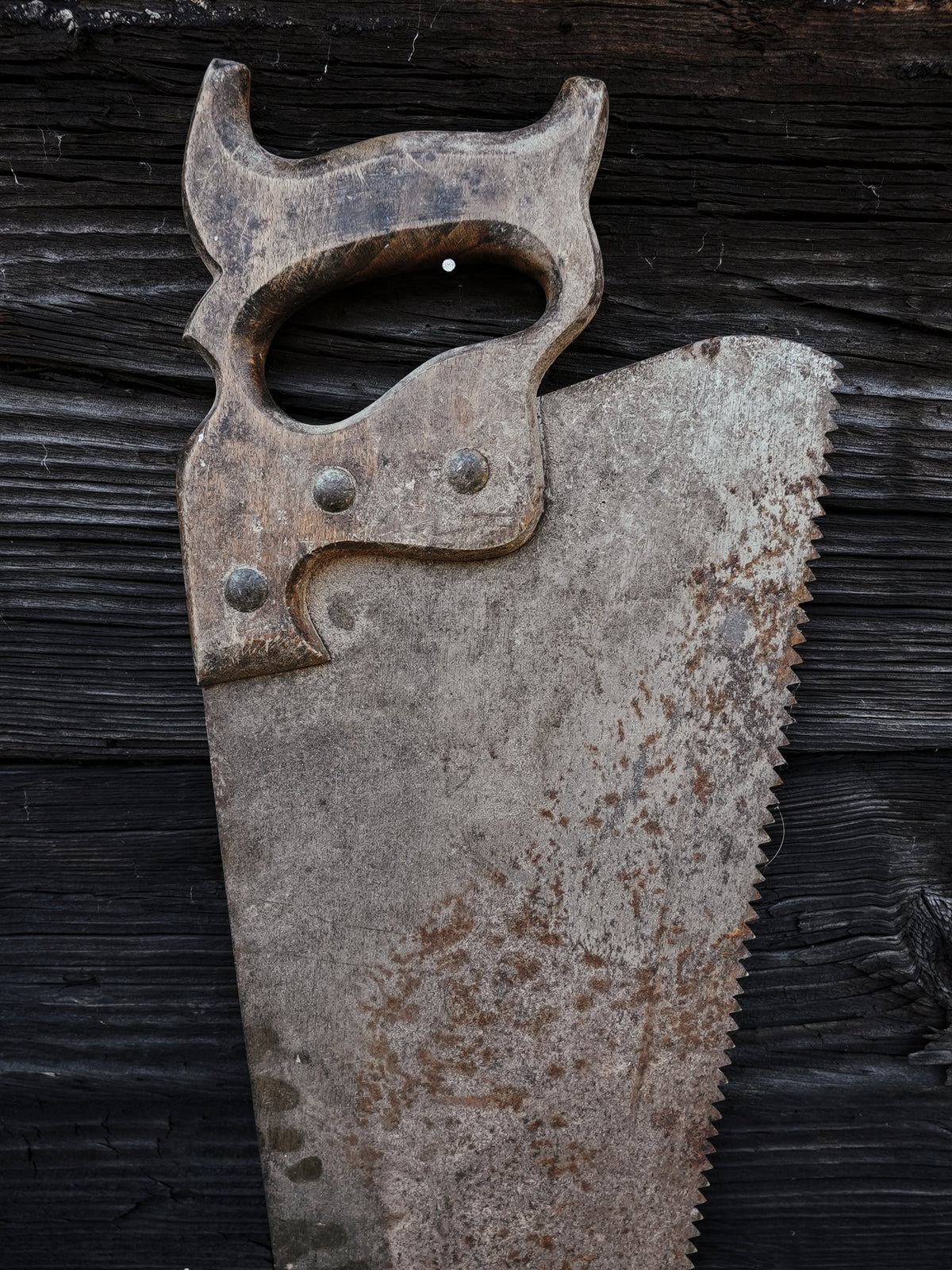 LARGE VINTAGE DECORATIVE SAW