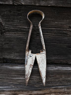 VINTAGE DAGGING SHEARS